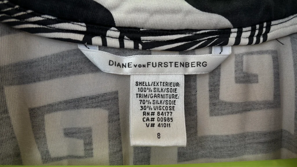 Impresionante vestido Diane von Furstenberg en negro y blanco con motivo gráfico - Talla S – photo 2